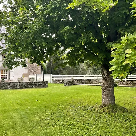 La Maison D'edouard Chauffe Prive Pres Du Lanobre