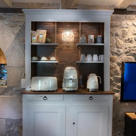 La Maison D'edouard Holiday home Lanobre
