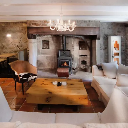 La Maison D'edouard Chauffe Prive Pres Du Dom wakacyjny