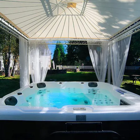 Holiday home La Maison D'edouard Lanobre