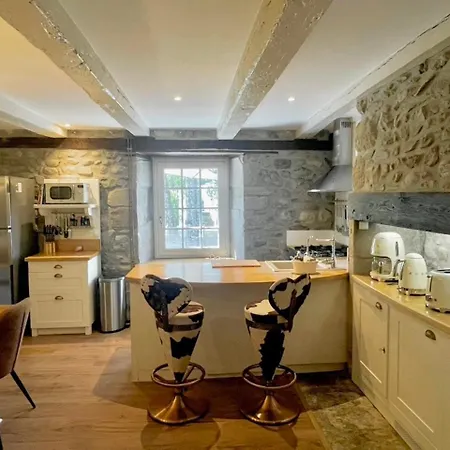 La Maison D'edouard بيت للعطل Lanobre